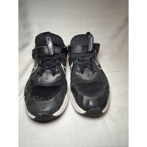 Nike Cosmic Runner Kids Black White Running Shoes HM4400-003 Size 3Y